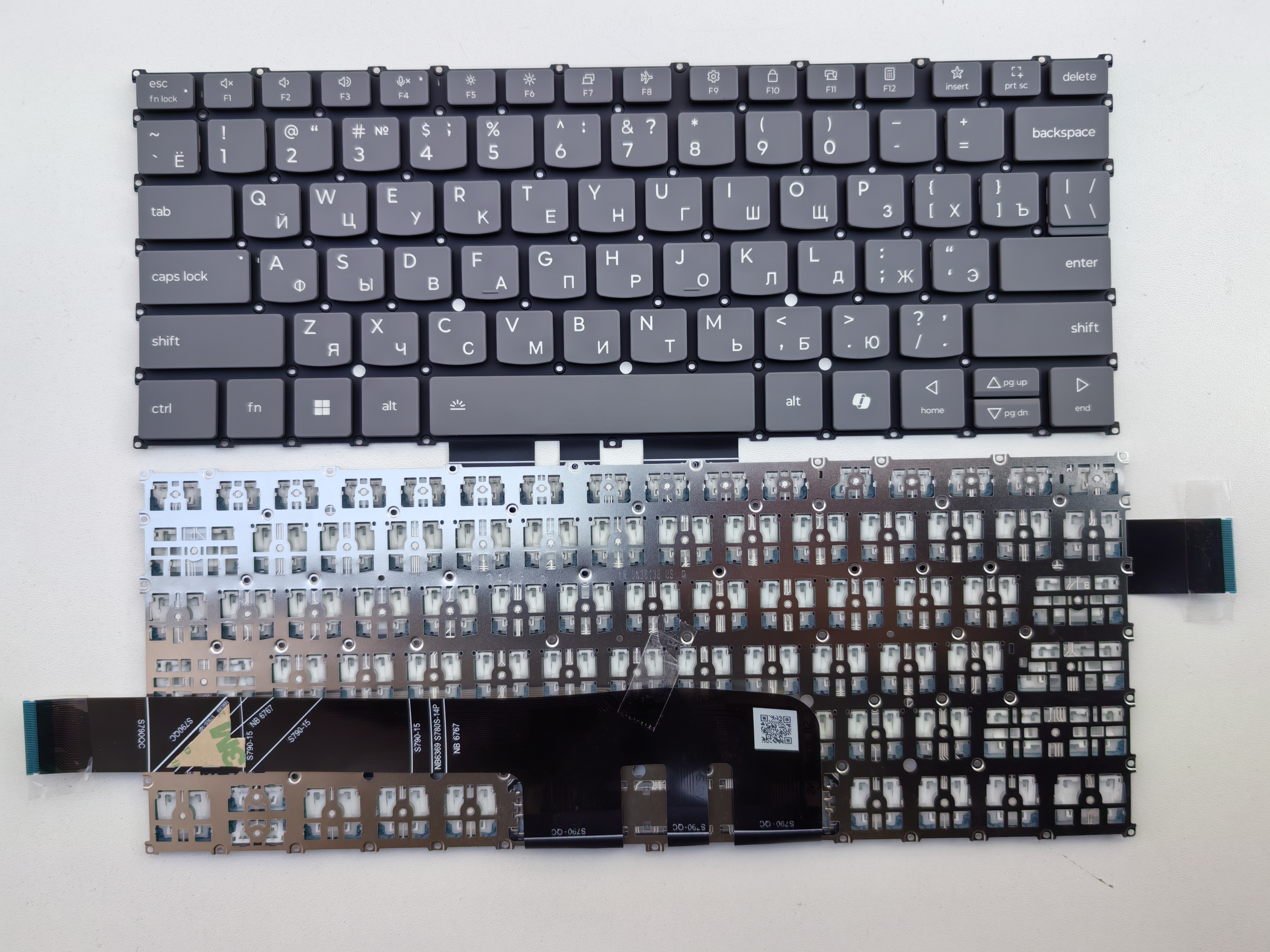 Picture of New Replacement Laptop Keyboard For LENOVO Yoga Slim 7 14AKP10 14ILL10 15IIL9 /AI key/Yoga Pro Grey RU Layout